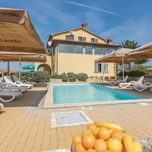 https://villa-una-apartments.in-istria.net